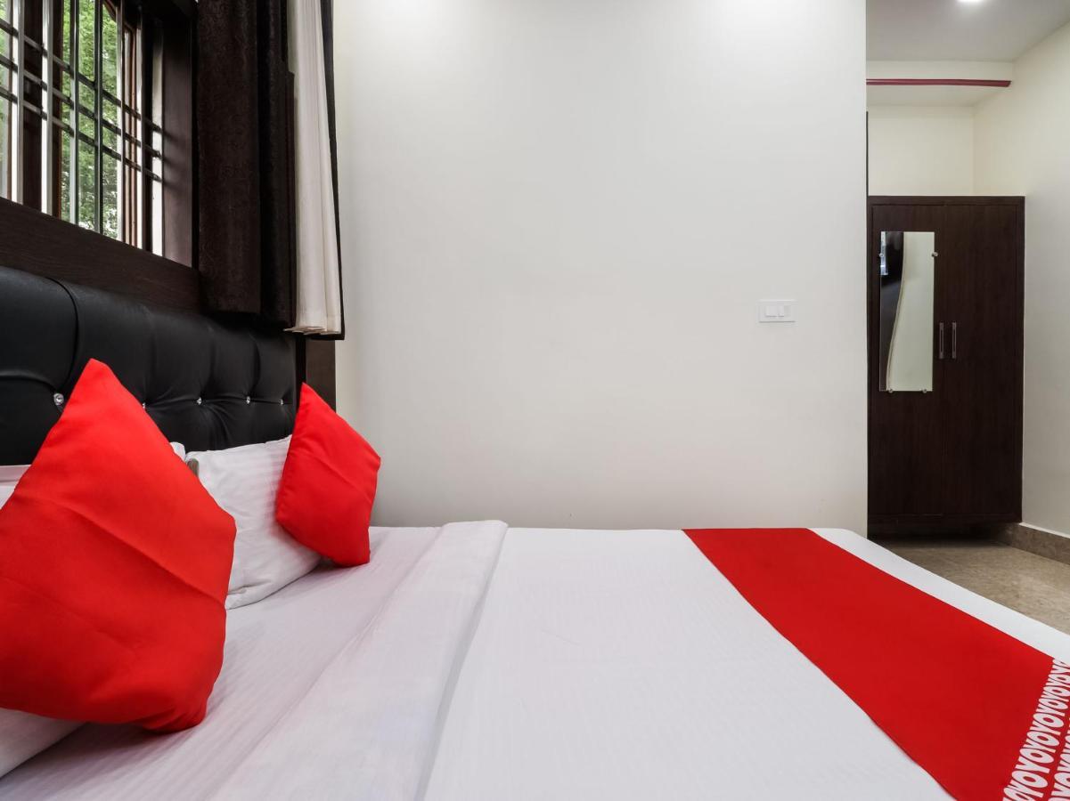 OYO 77158 Hotel Swastik Palace Bhiwandi Exterior foto